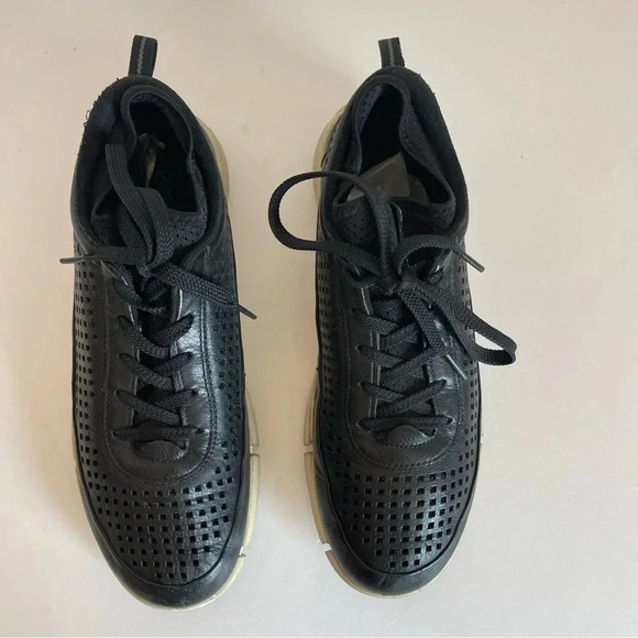 Ecco Danish Design Womens  Perforated Leather Lace Up Sneakers Sz 39 US 8.5 - Picture 3 of 11